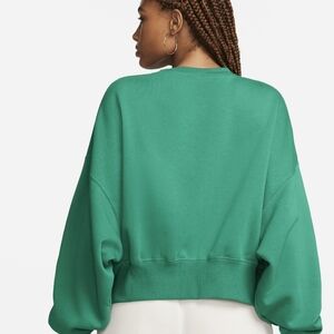 NWT Nike Mint Green Crewneck Sweatshirt